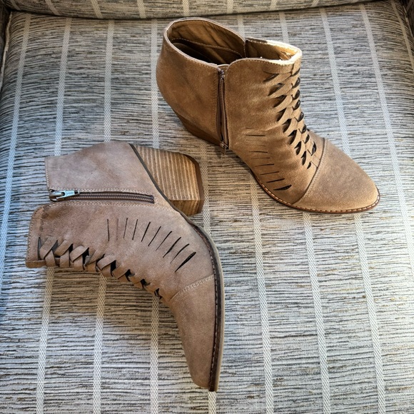 Coconuts by Matisse Ally Woven Bootie - Size 10 - NIB - Picture 8 of 10